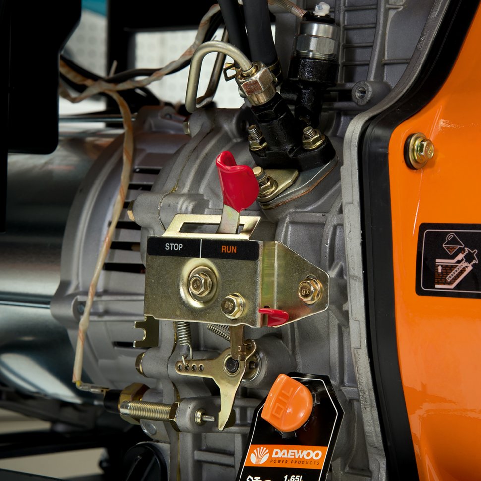 Дизельный электрогенератор Daewoo Power Products DDAE 6000XE-3